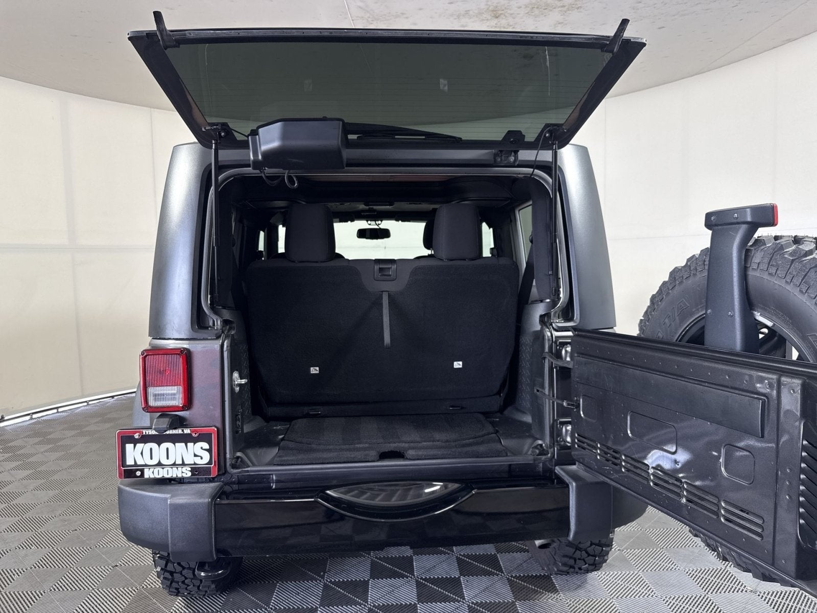 2018 Jeep Wrangler JK Willys Wheeler