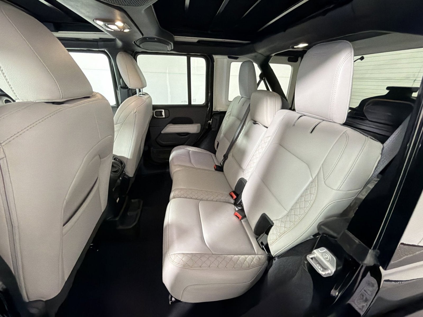 2021 Jeep Wrangler Unlimited Sahara High Altitude