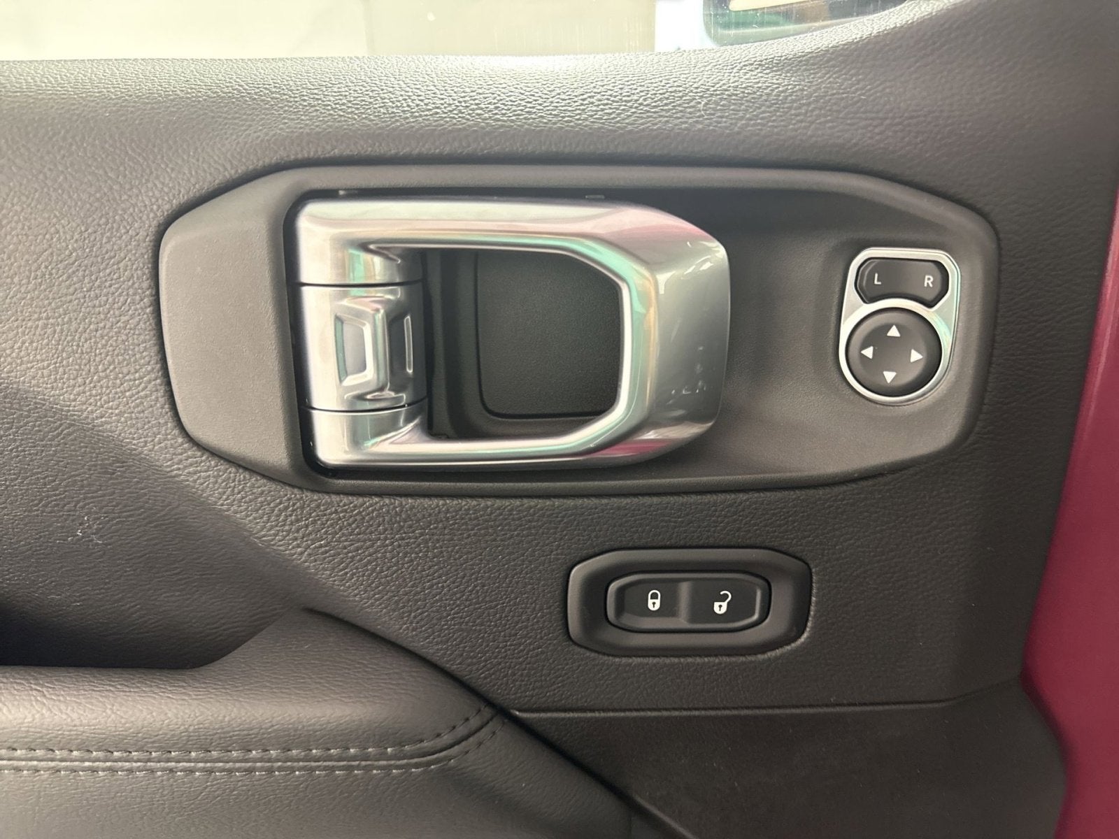 2022 Jeep Wrangler Unlimited Sahara Altitude