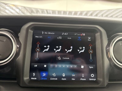 2022 Jeep Wrangler Unlimited Sahara Altitude