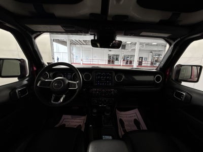 2022 Jeep Wrangler Unlimited Sahara Altitude