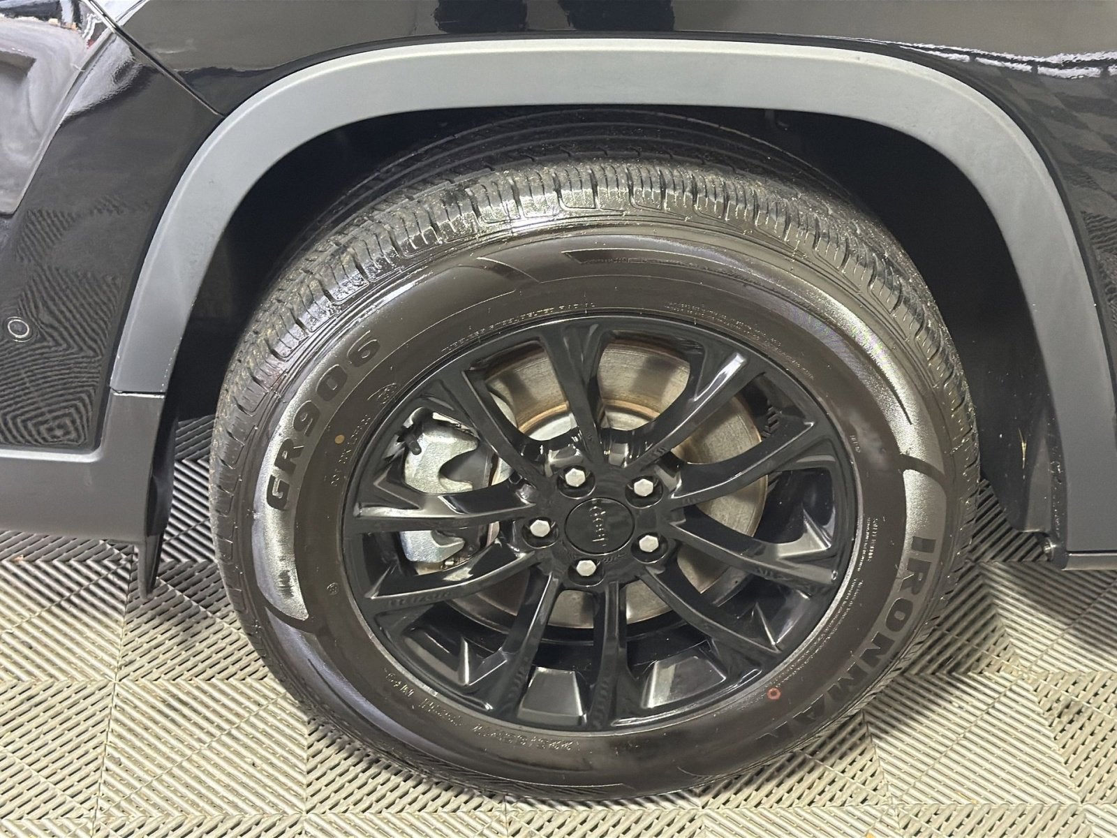 2023 Jeep Cherokee Altitude