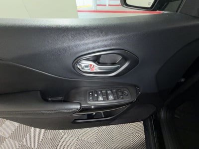 2023 Jeep Cherokee Altitude