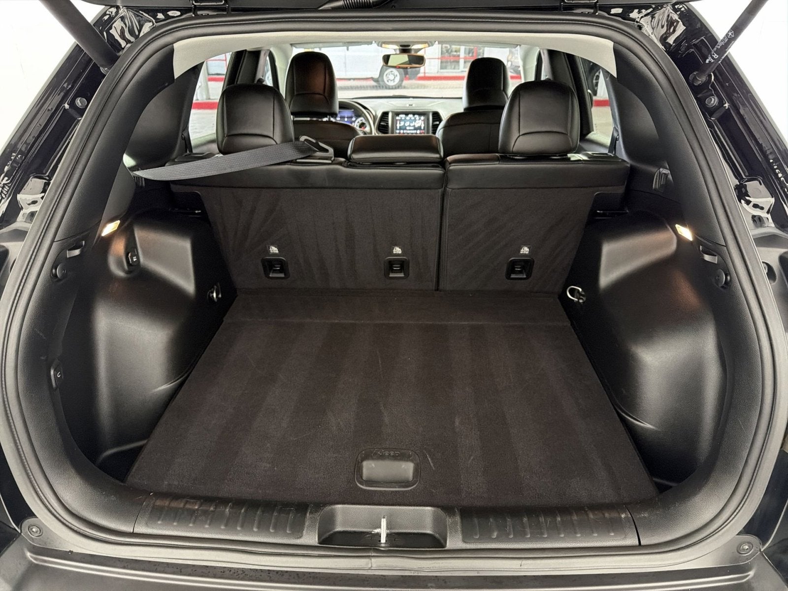 2023 Jeep Cherokee Altitude