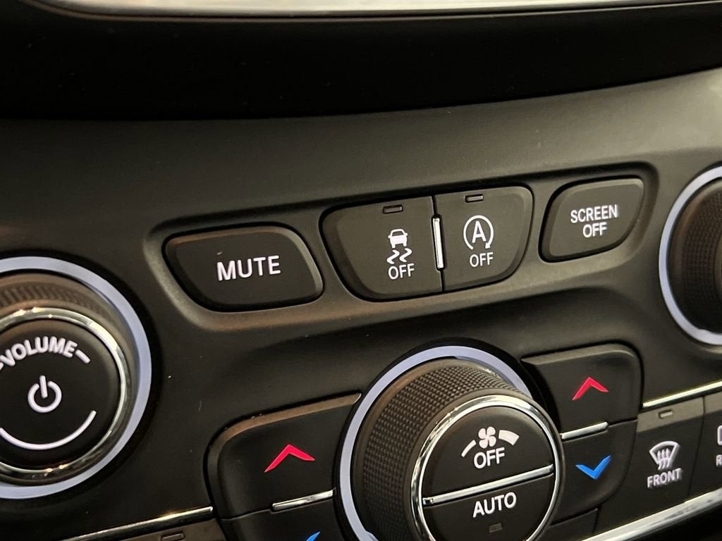 2023 Jeep Cherokee Altitude