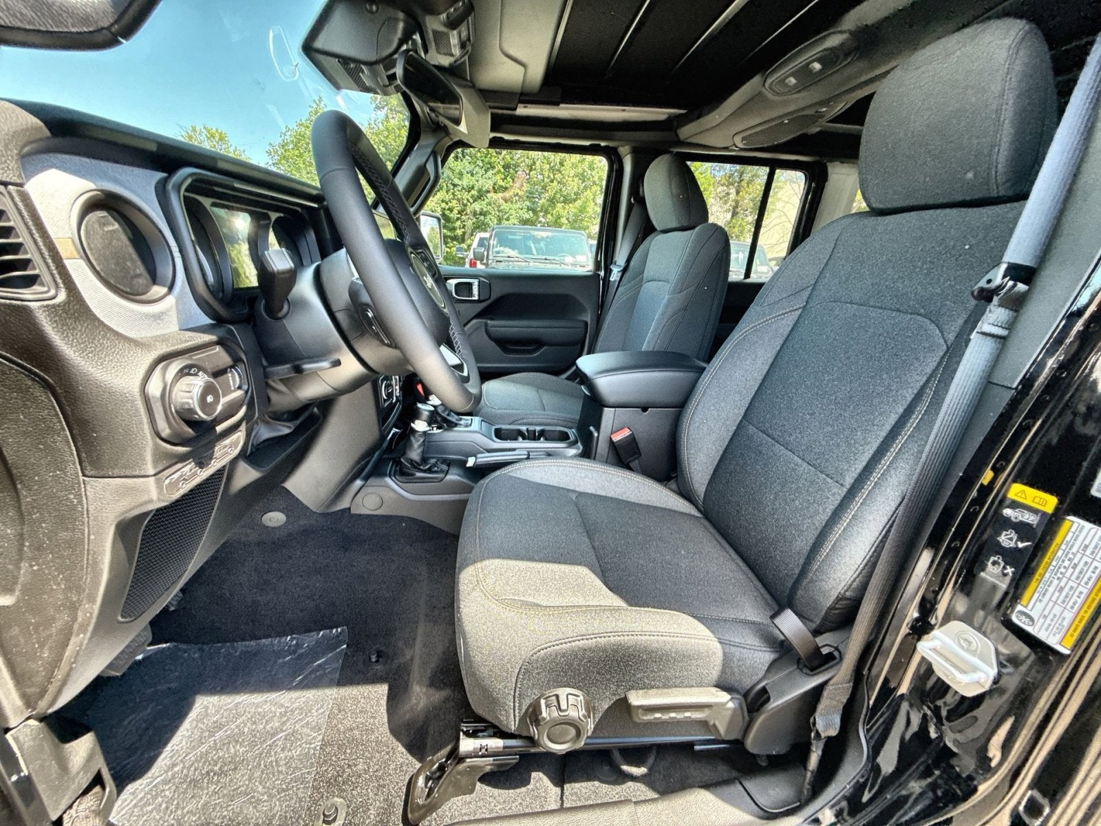 2025 Jeep Wrangler Sport S