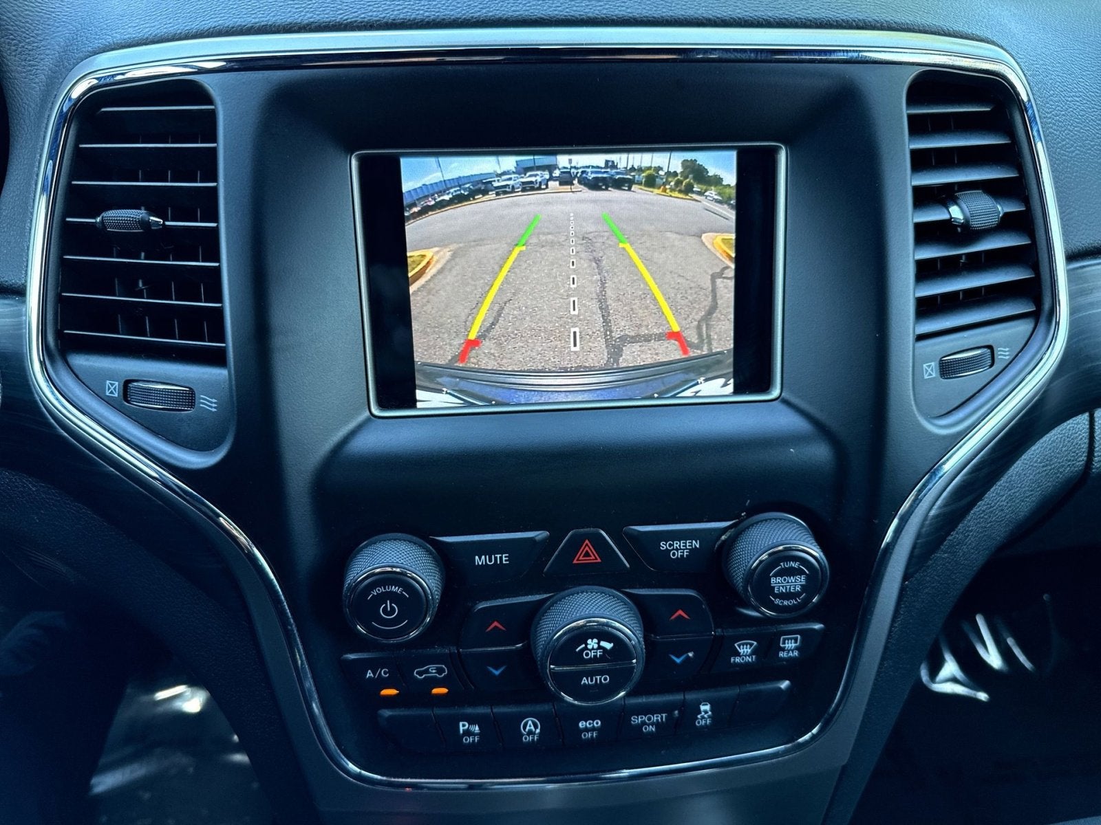 2019 Jeep Grand Cherokee Laredo E