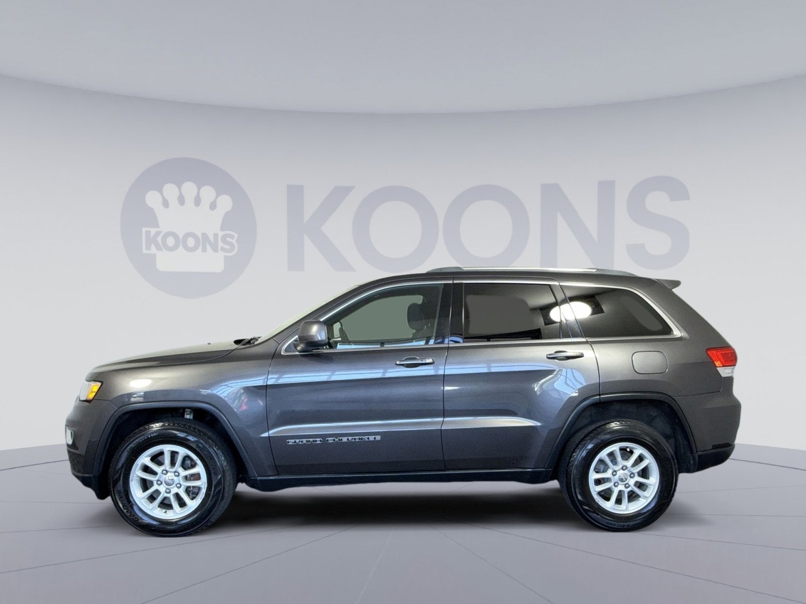 2019 Jeep Grand Cherokee Laredo E