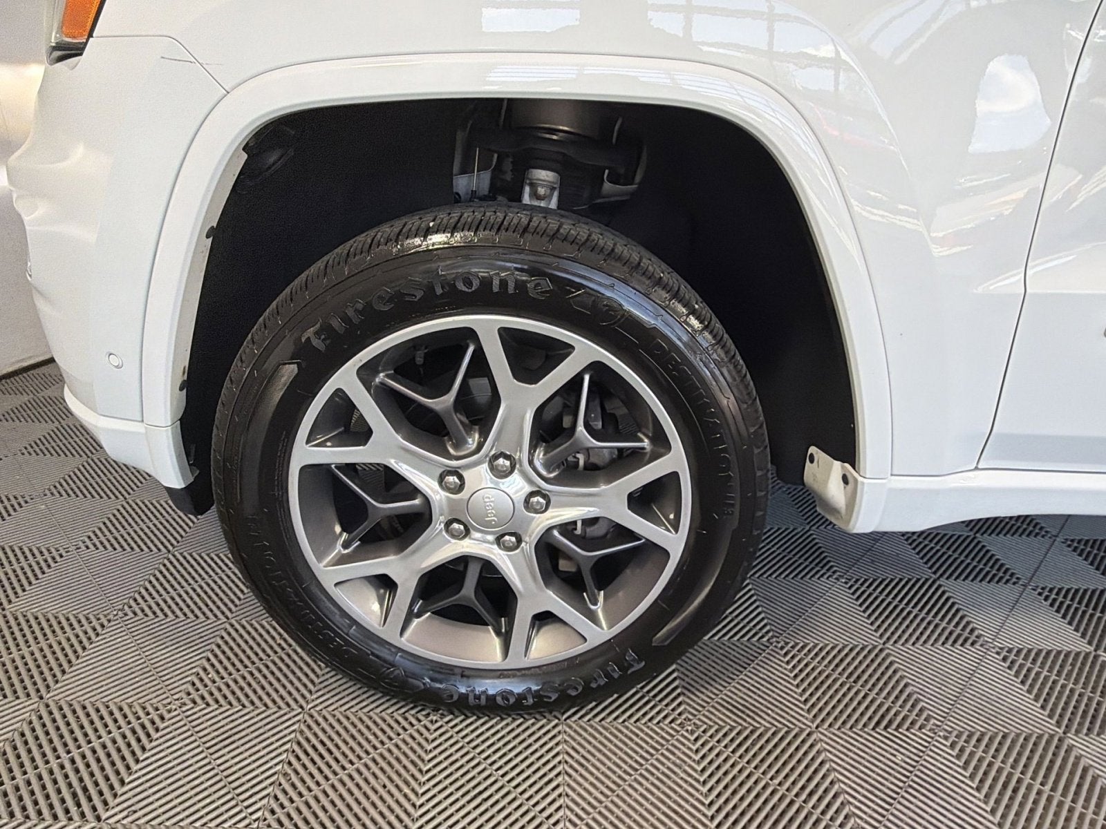 2020 Jeep Grand Cherokee Overland