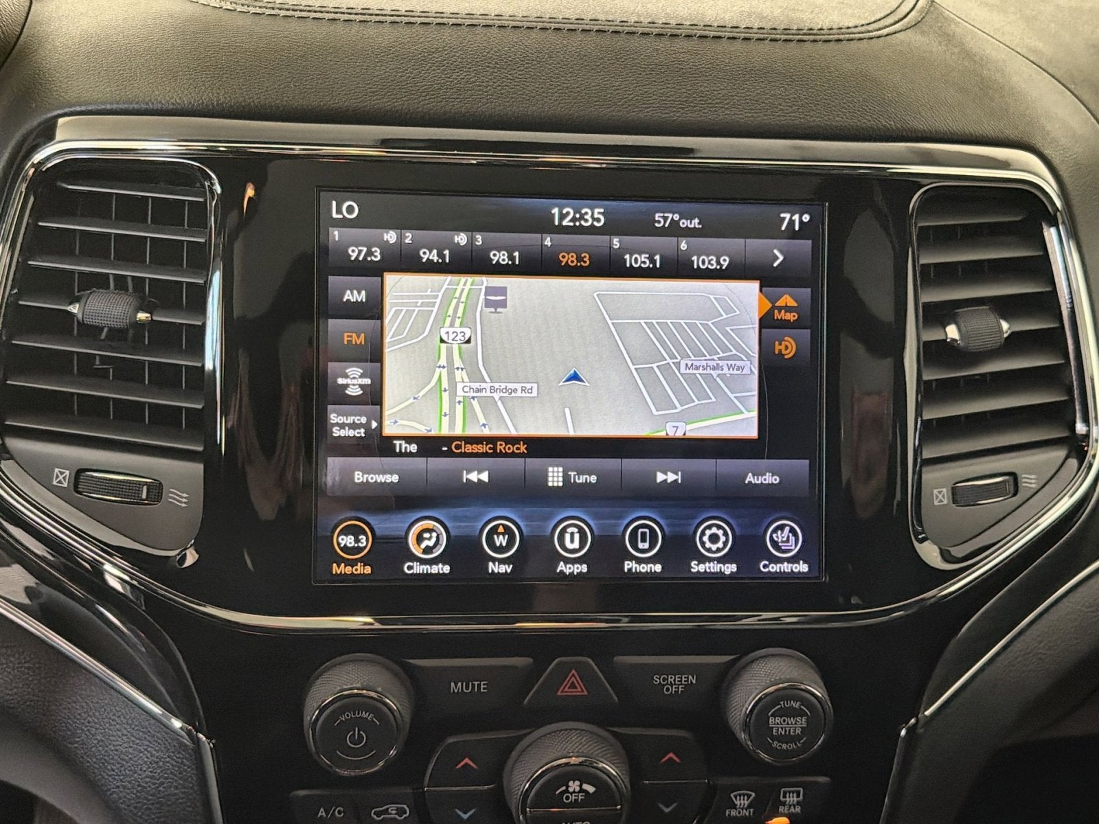 2020 Jeep Grand Cherokee Overland