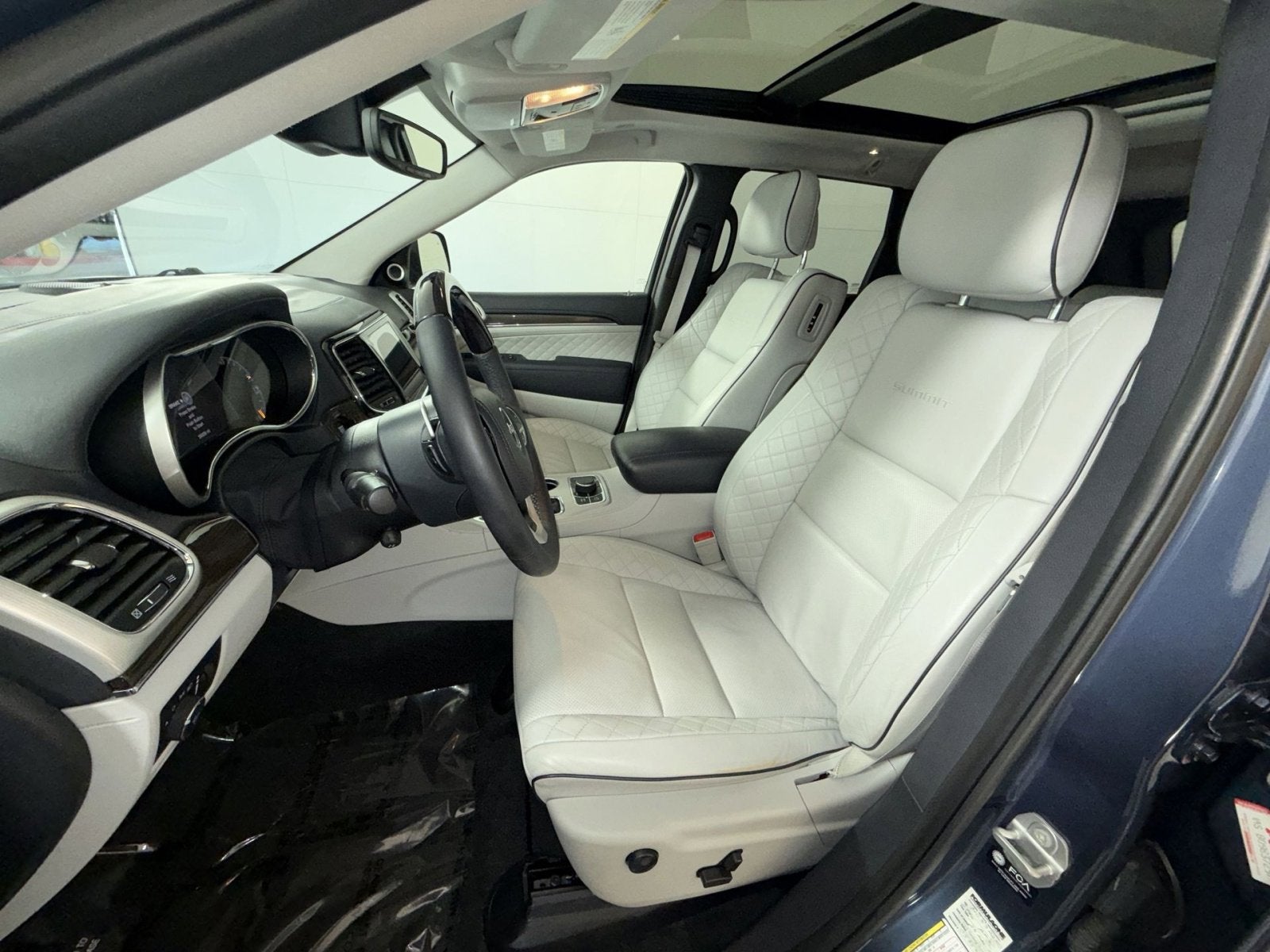 2021 Jeep Grand Cherokee Summit