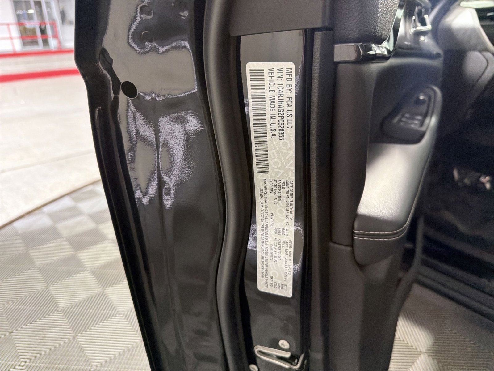 2023 Jeep Grand Cherokee Laredo