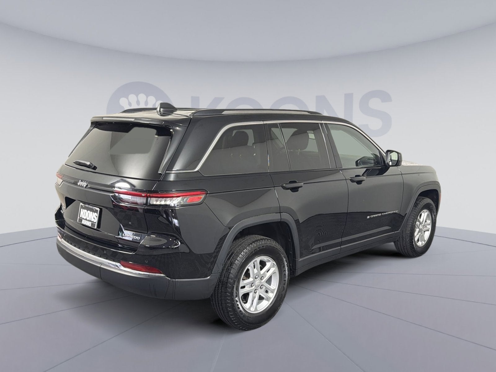 2023 Jeep Grand Cherokee Laredo