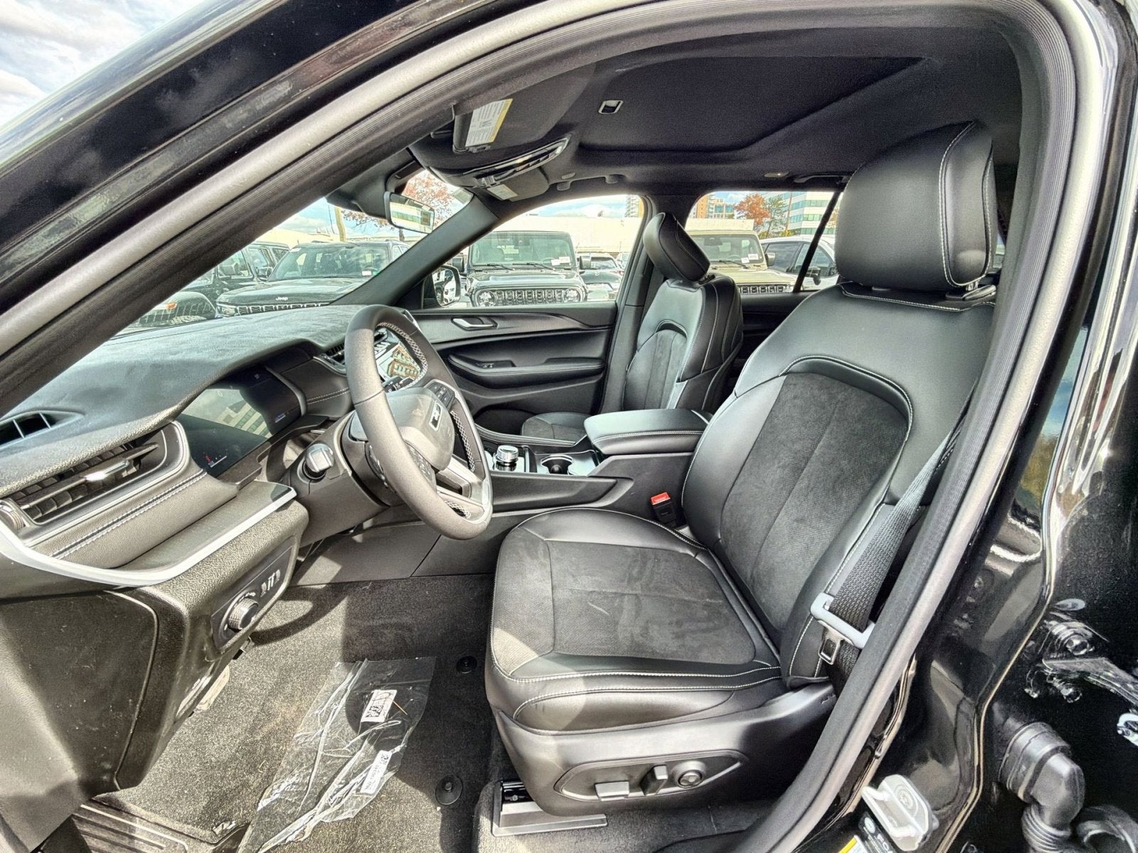 2025 Jeep Grand Cherokee Altitude X