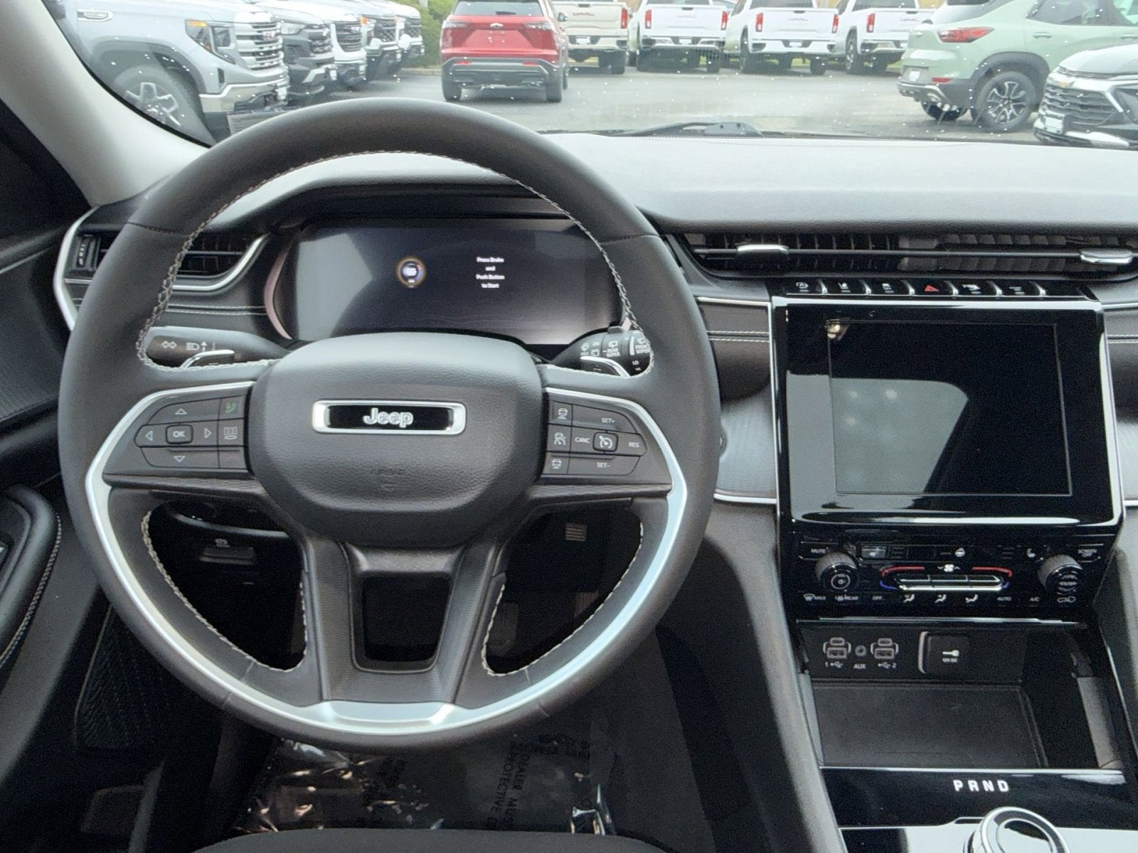2023 Jeep Grand Cherokee Laredo