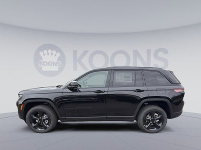 2025 Jeep Grand Cherokee Laredo