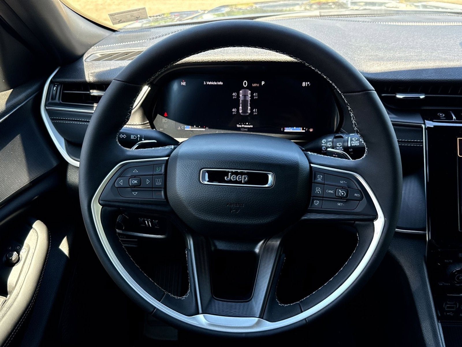 2026 Jeep Grand Cherokee Laredo X