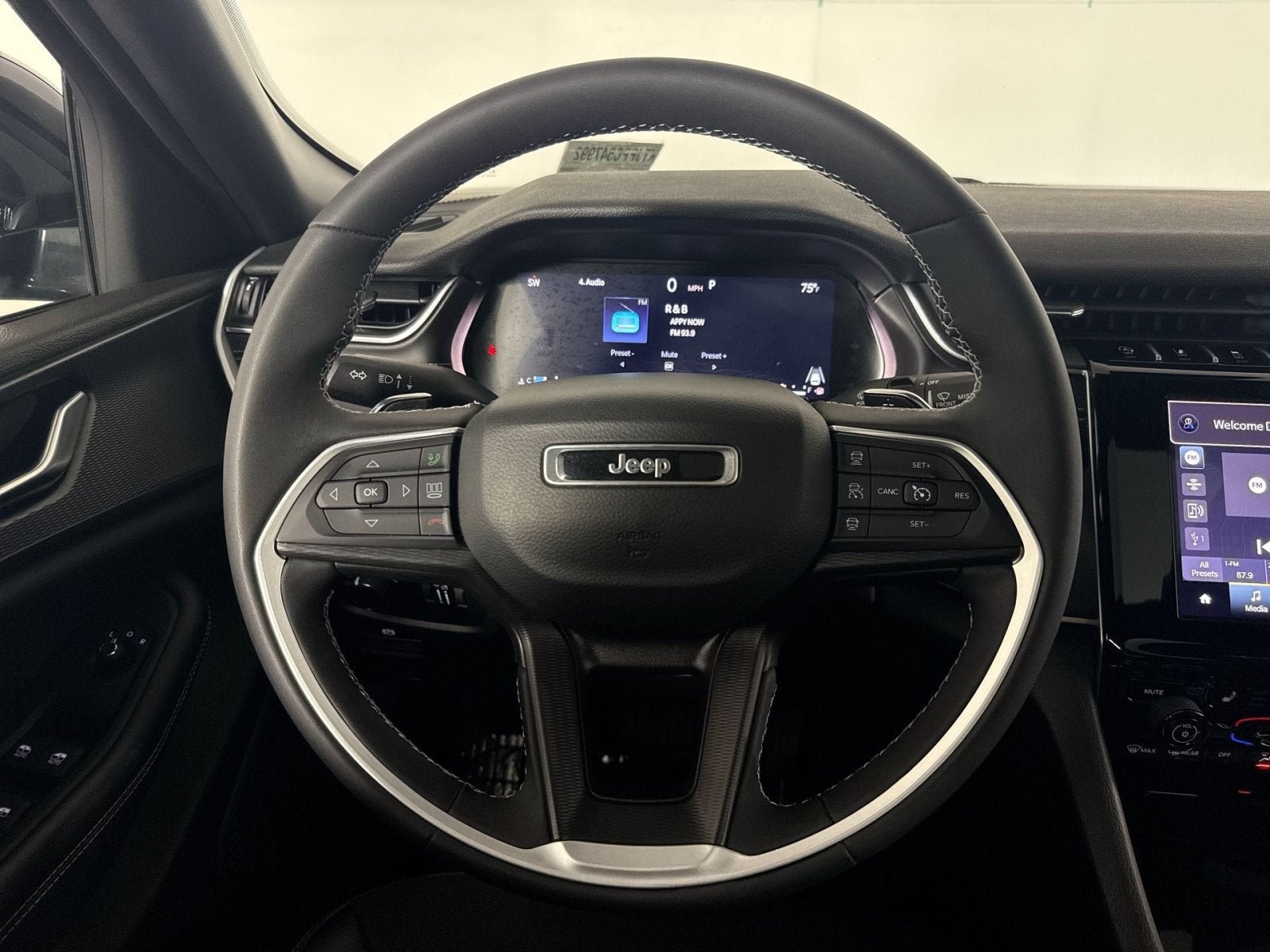 2023 Jeep Grand Cherokee Altitude X