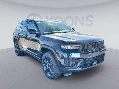 2025 Jeep Grand Cherokee Laredo