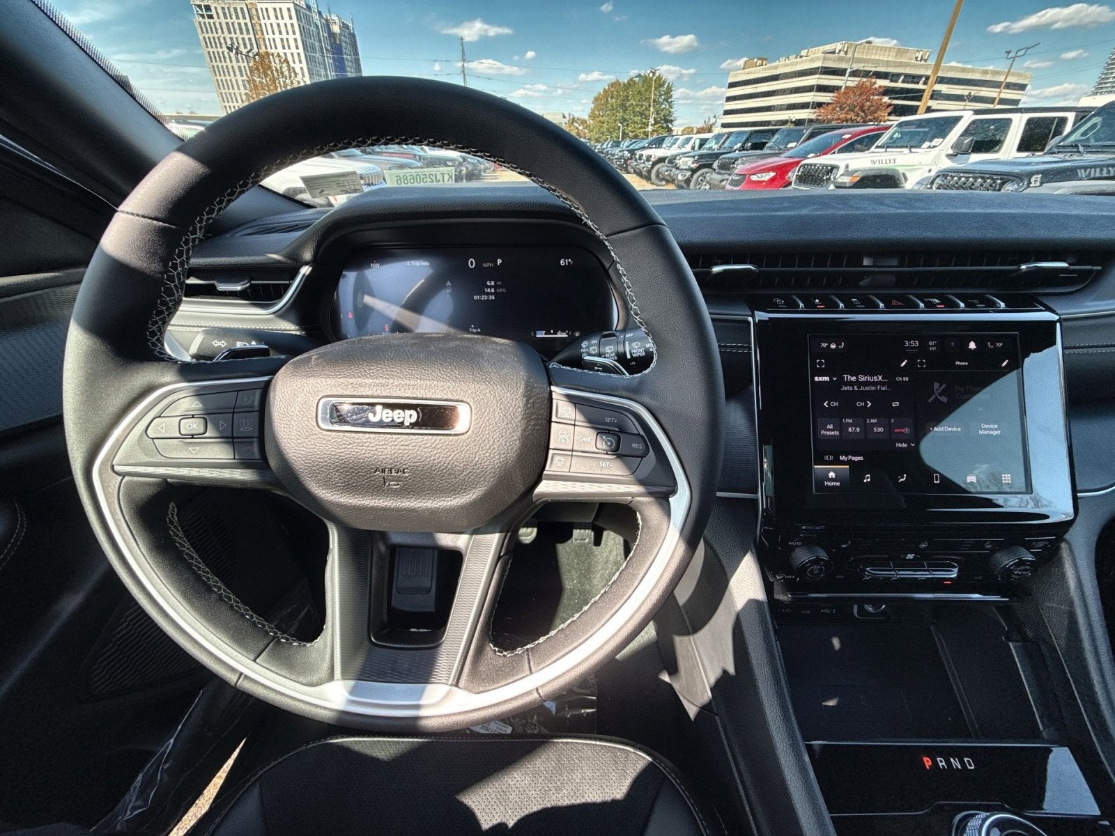 2025 Jeep Grand Cherokee Laredo