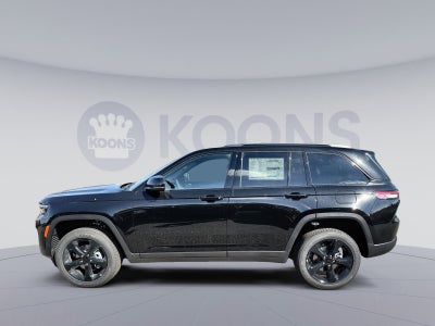 2025 Jeep Grand Cherokee Laredo