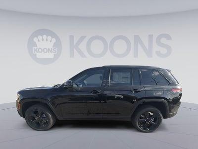 2025 Jeep Grand Cherokee Laredo