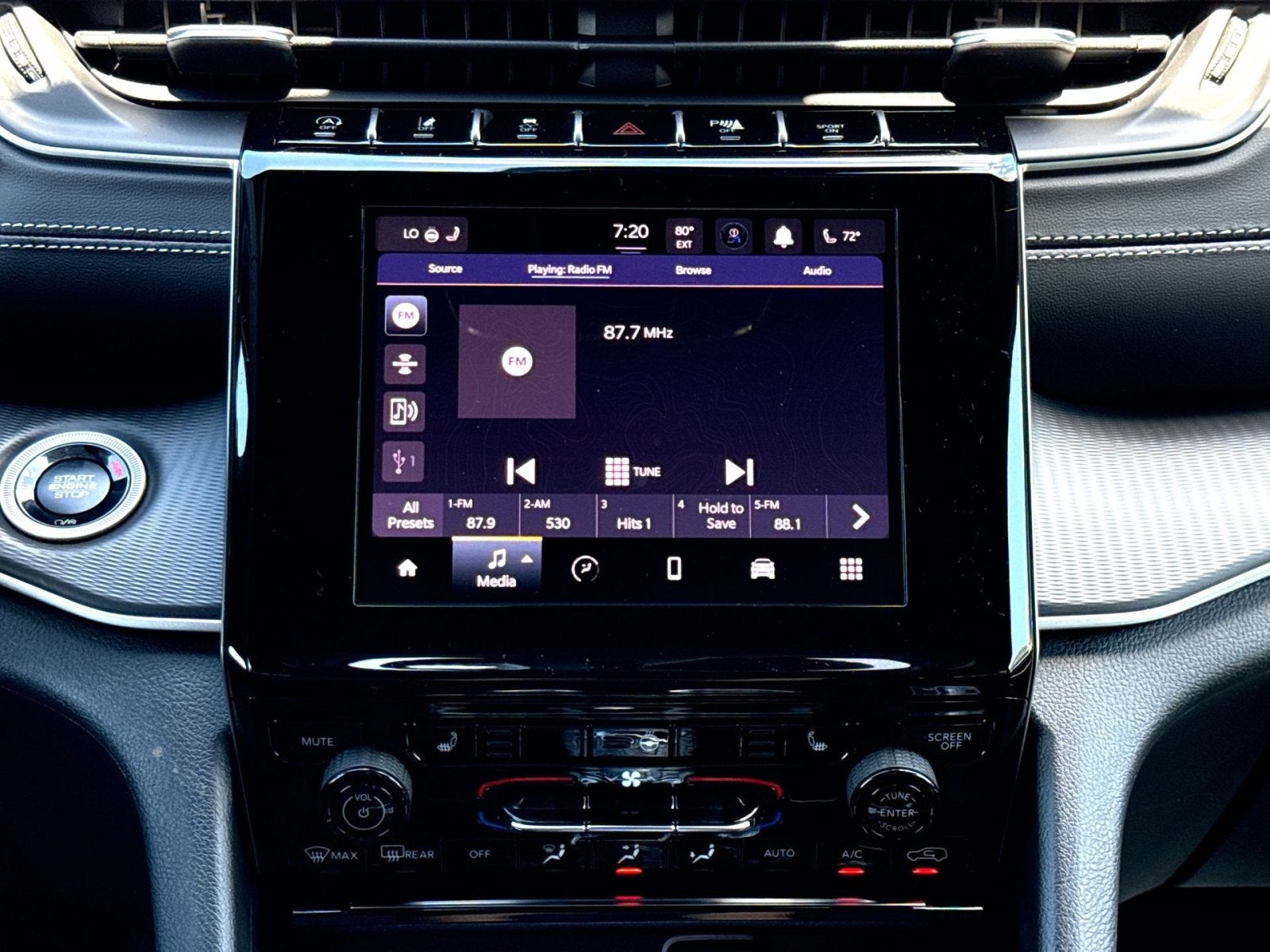 2026 Jeep Grand Cherokee Laredo X