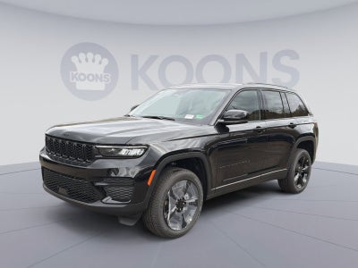 2025 Jeep Grand Cherokee Laredo