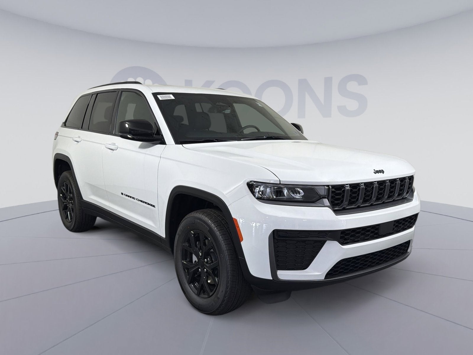 2026 Jeep Grand Cherokee Laredo Altitude