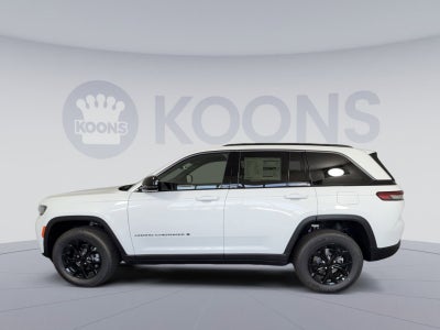 2026 Jeep Grand Cherokee Laredo Altitude