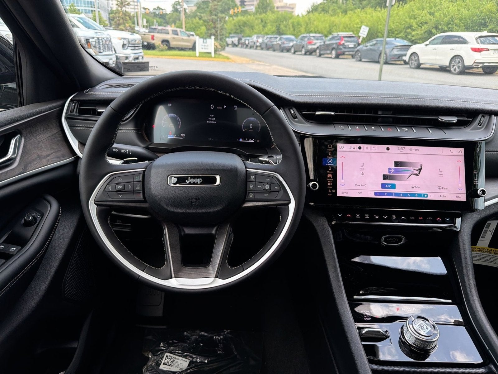 2026 Jeep Grand Cherokee Altitude