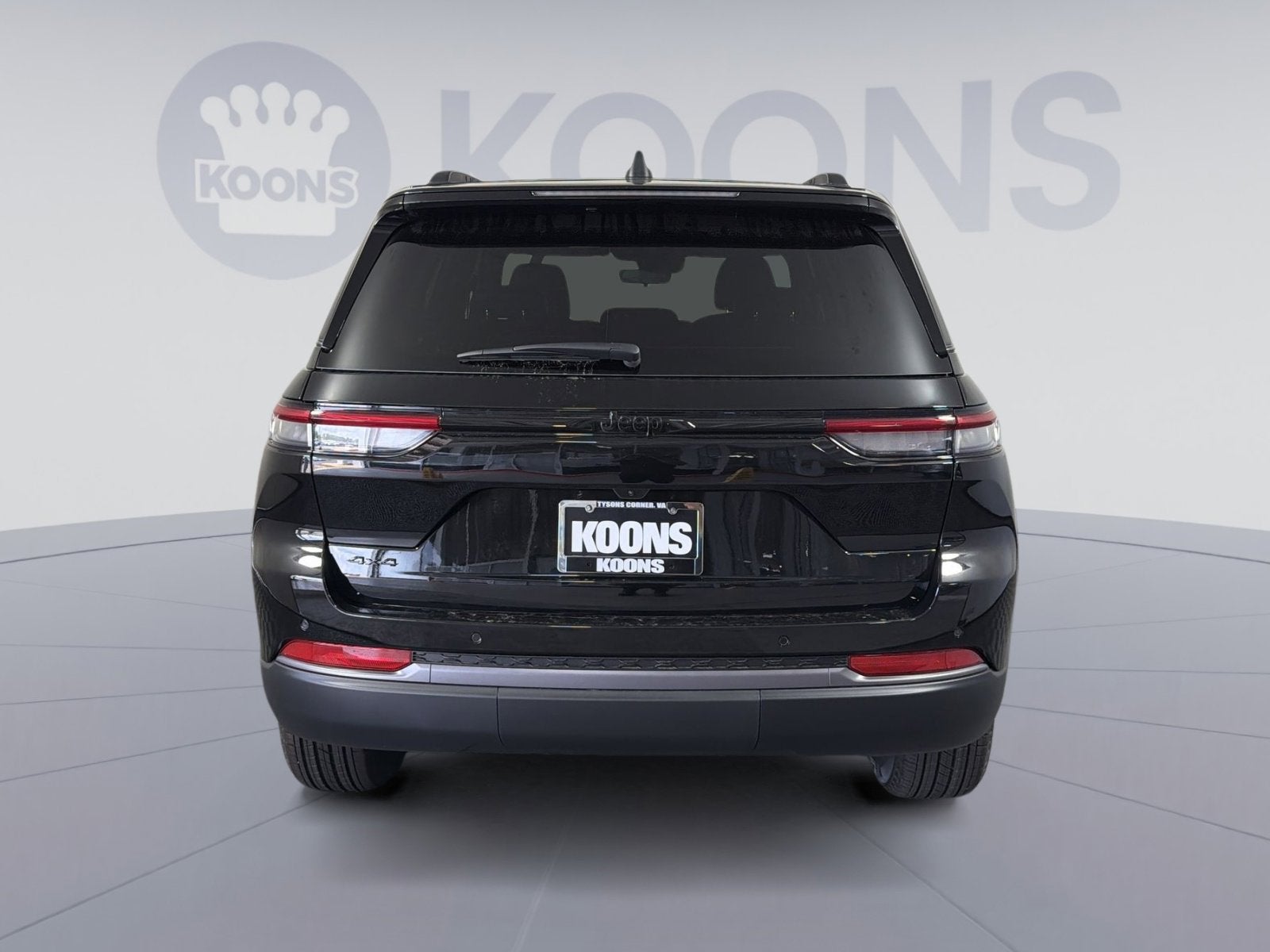 2026 Jeep Grand Cherokee Laredo Altitude