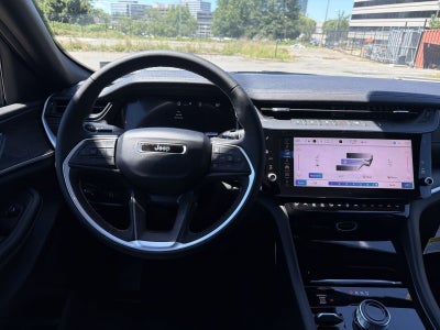 2026 Jeep Grand Cherokee Altitude