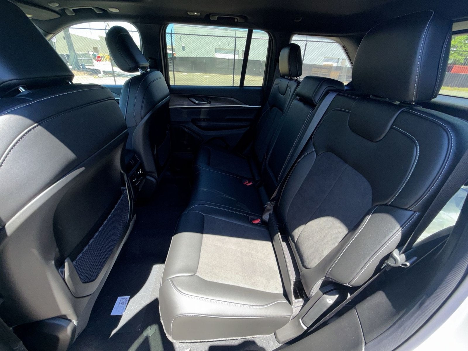 2026 Jeep Grand Cherokee Altitude