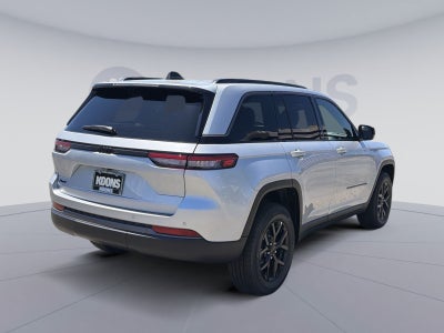 2026 Jeep Grand Cherokee Altitude