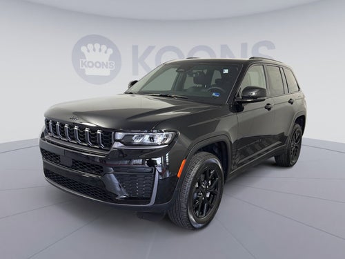 2026 Jeep Grand Cherokee Laredo Altitude
