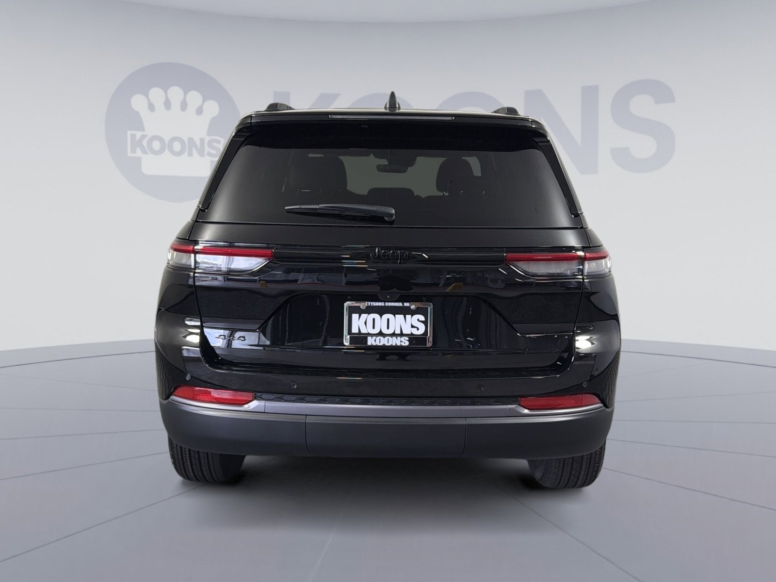 2026 Jeep Grand Cherokee Laredo Altitude