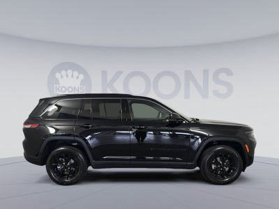 2026 Jeep Grand Cherokee Laredo Altitude