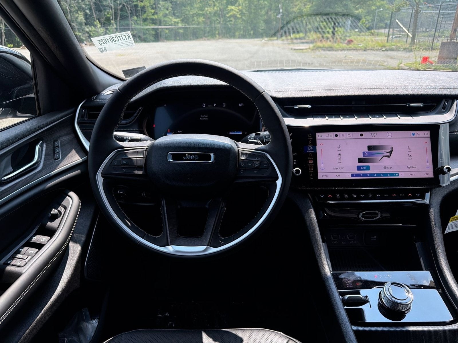 2026 Jeep Grand Cherokee Limited Reserve
