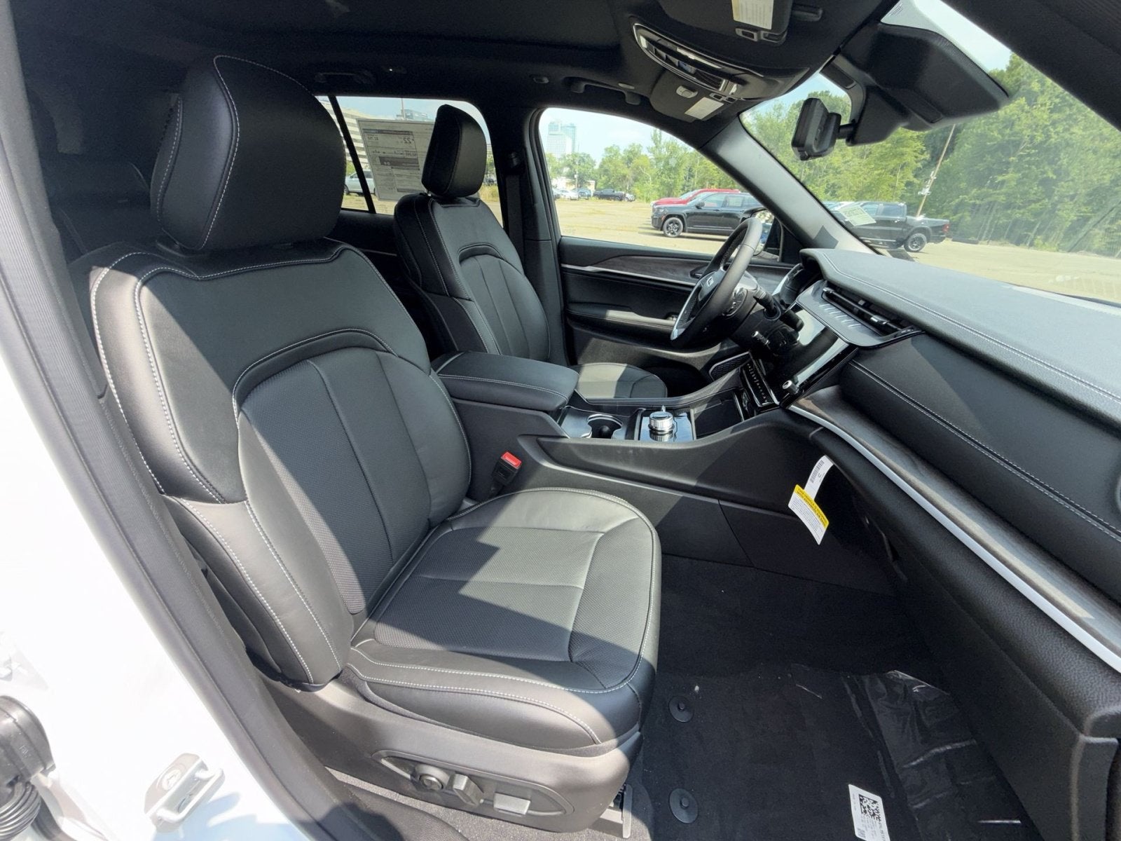 2026 Jeep Grand Cherokee Limited Reserve