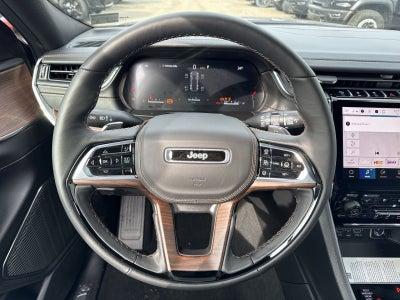 2025 Jeep Grand Cherokee Summit