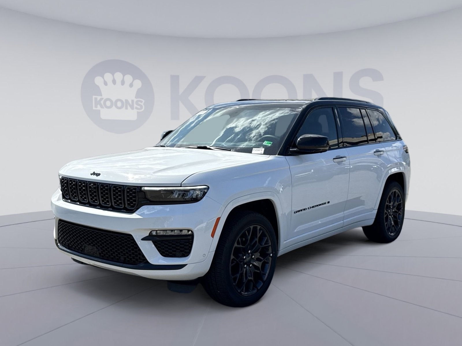 2025 Jeep Grand Cherokee Summit