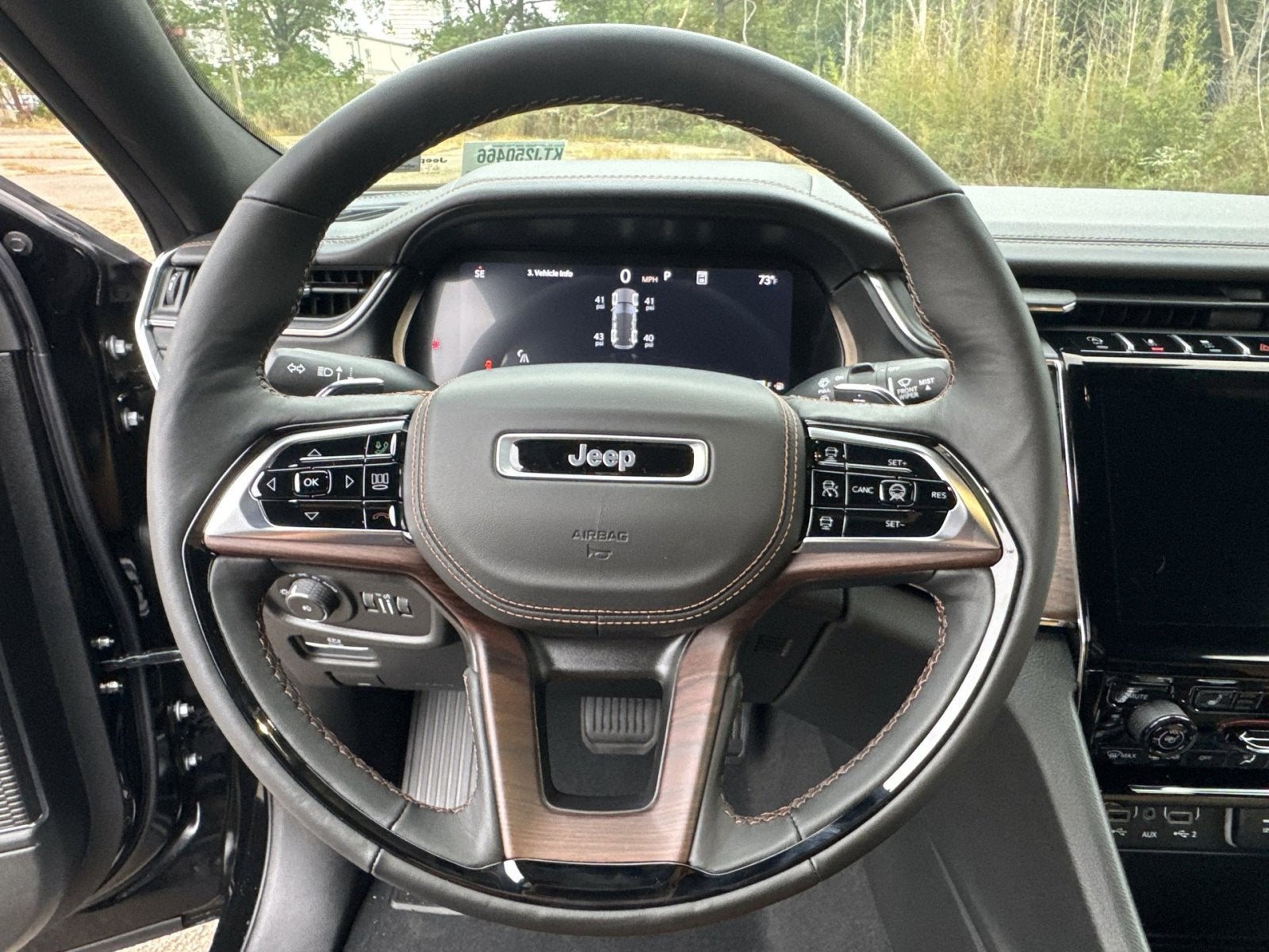 2025 Jeep Grand Cherokee Summit