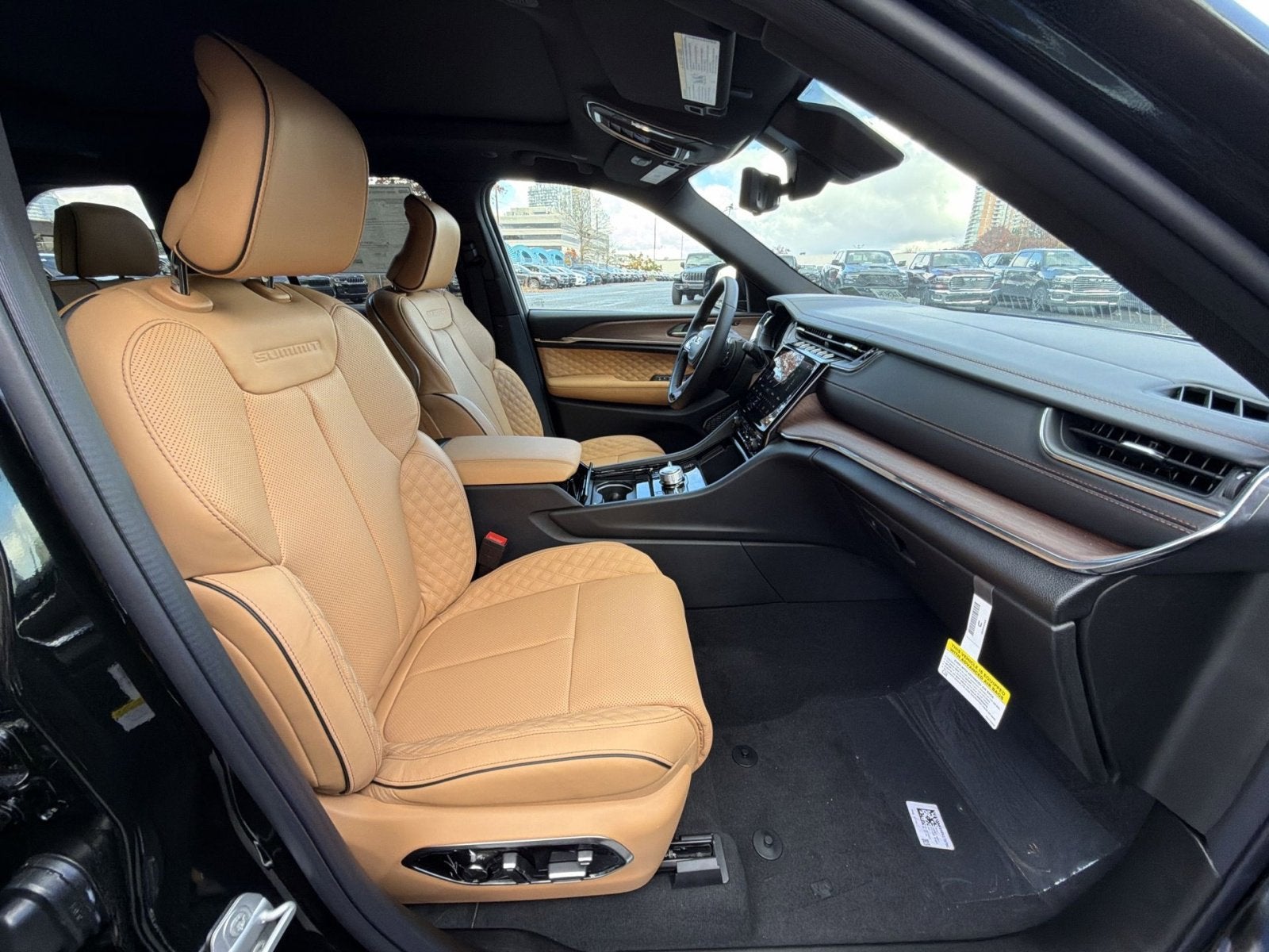 2025 Jeep Grand Cherokee Summit