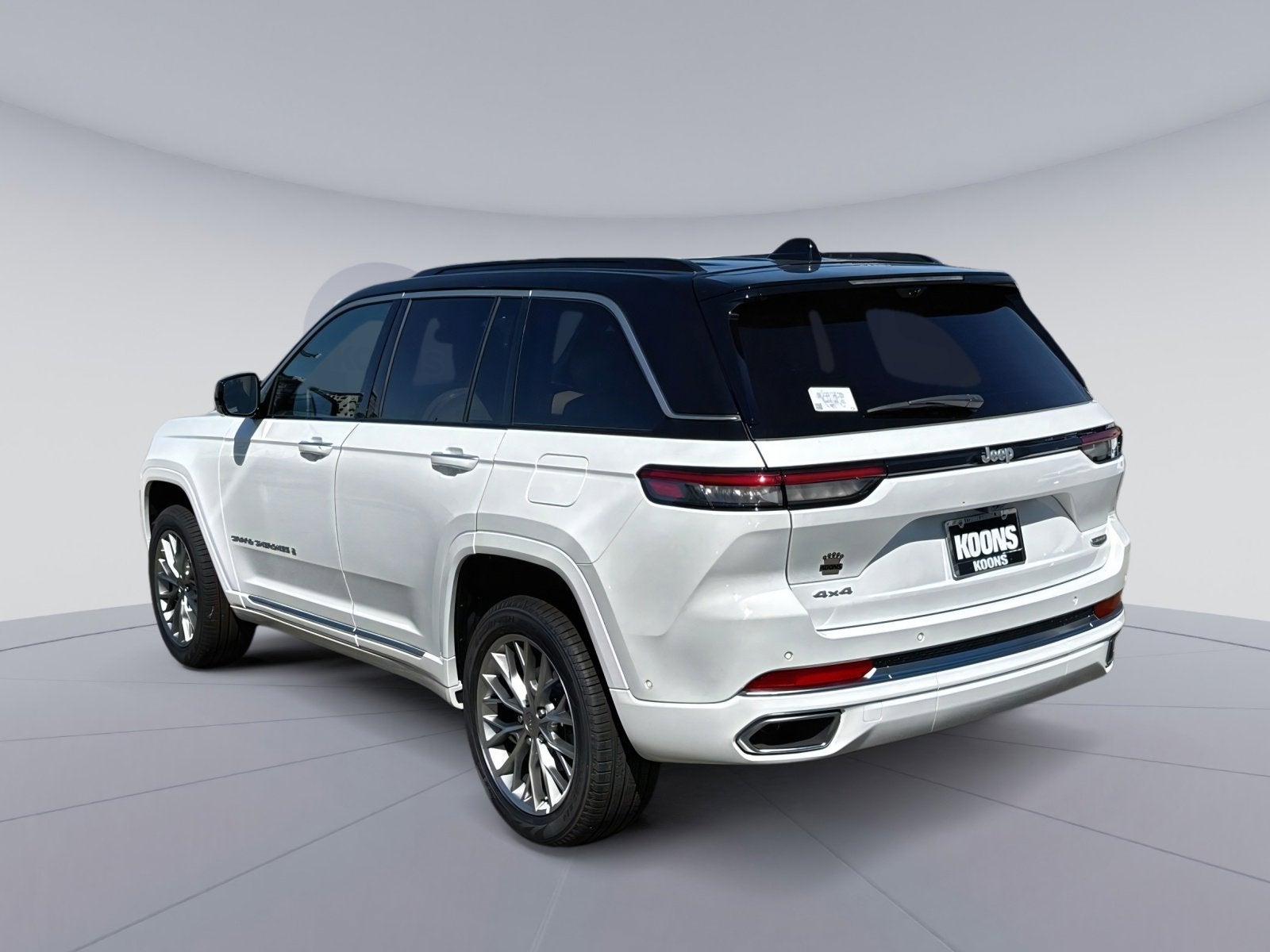 2025 Jeep Grand Cherokee Summit