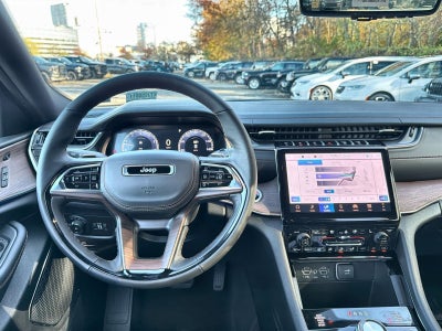 2025 Jeep Grand Cherokee Summit