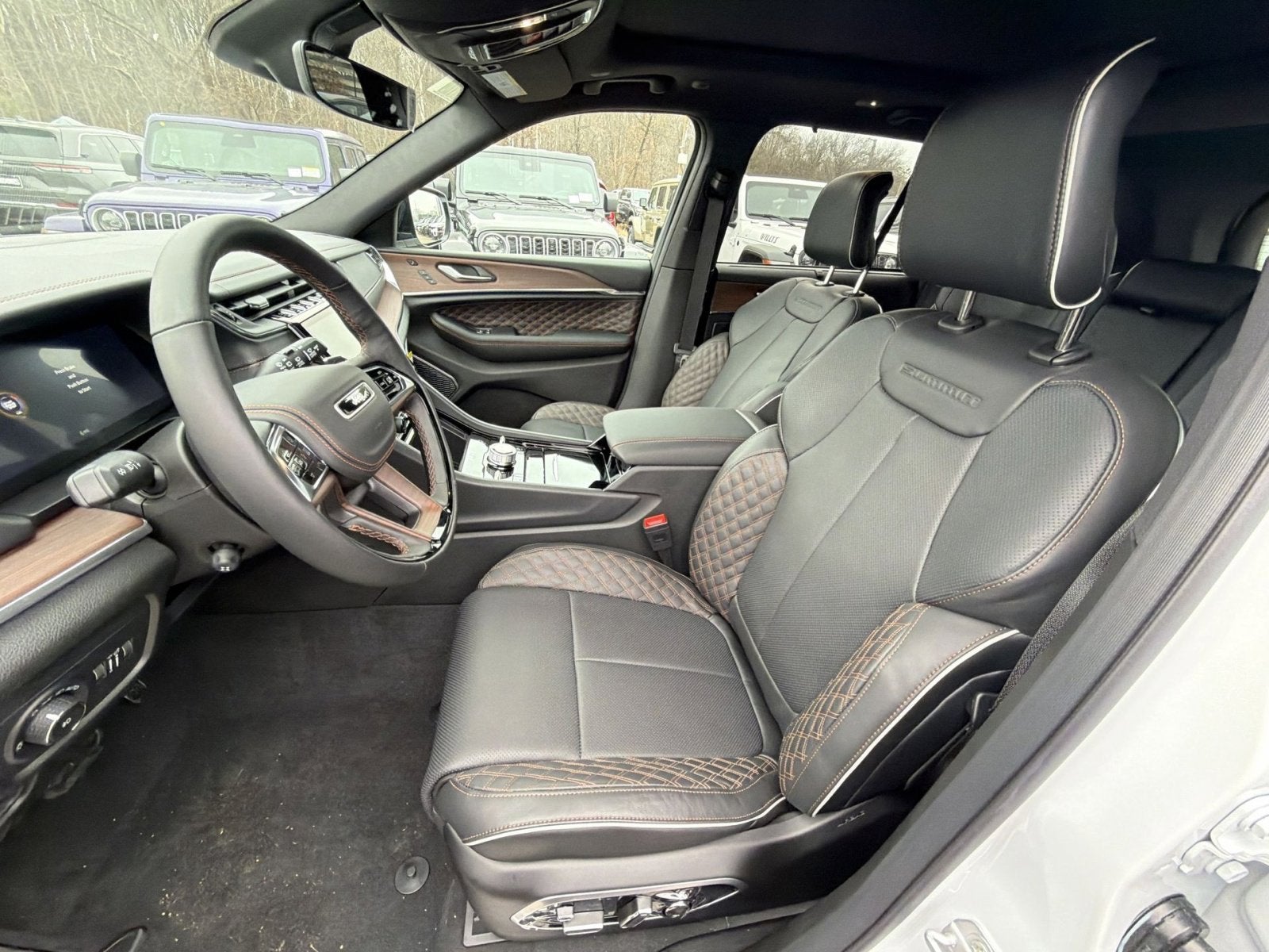 2025 Jeep Grand Cherokee Summit