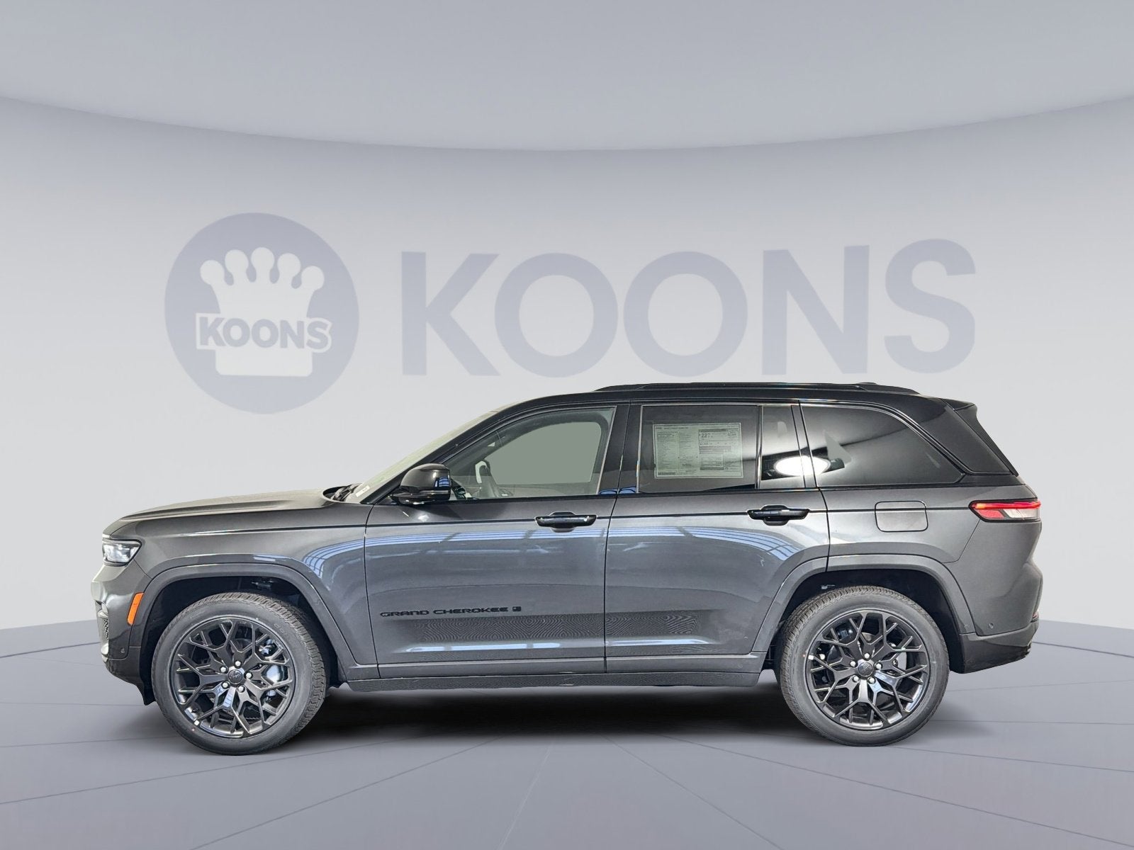 2025 Jeep Grand Cherokee Summit