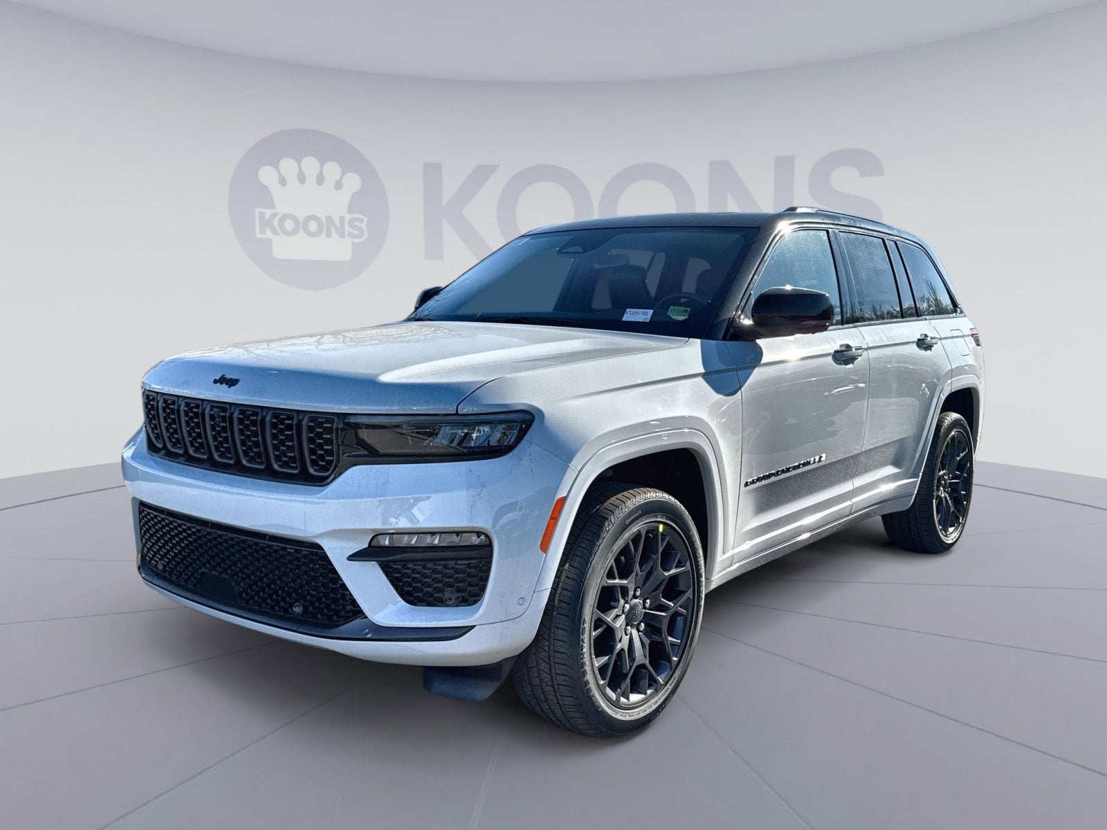 2025 Jeep Grand Cherokee Summit