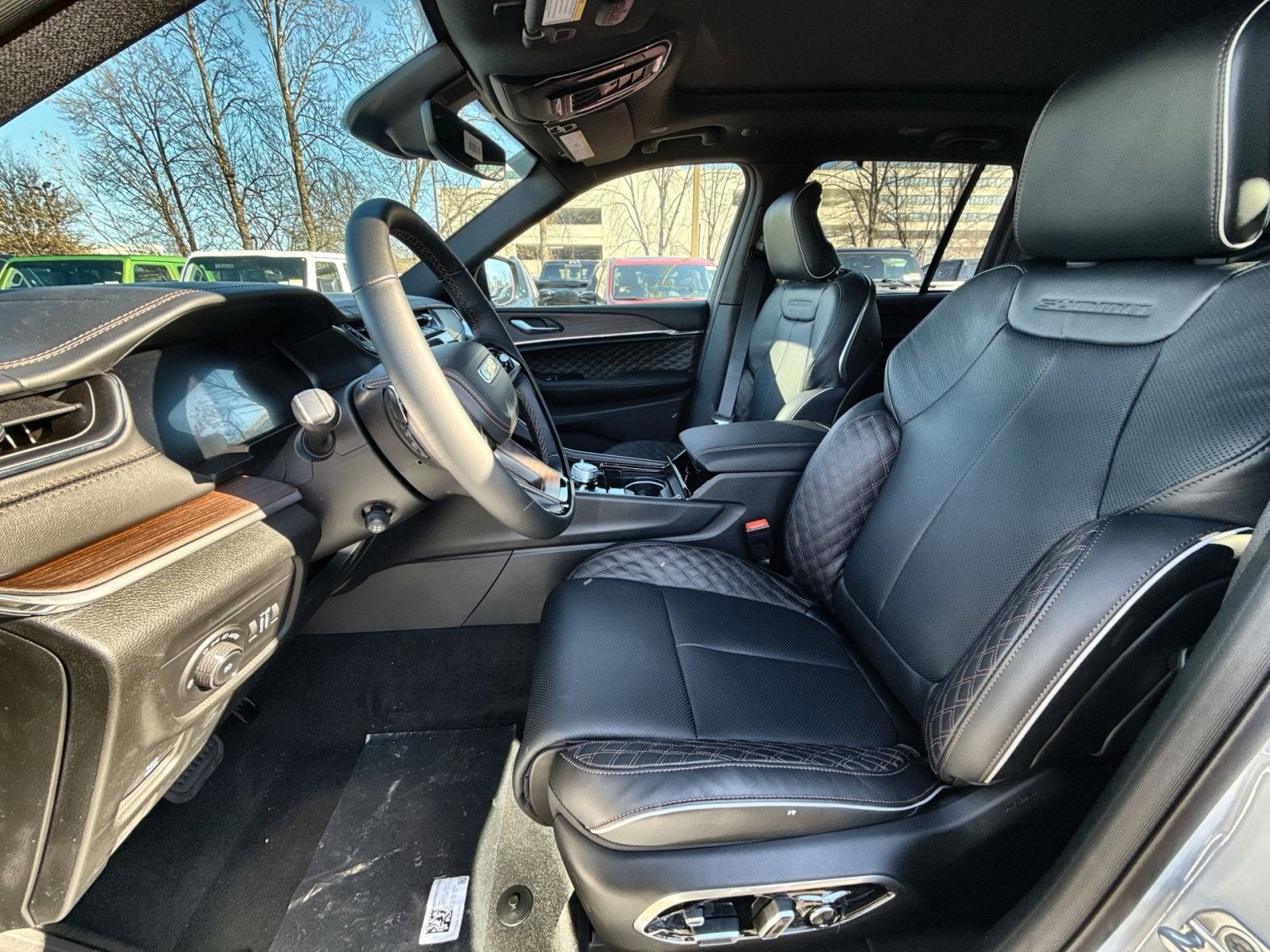 2025 Jeep Grand Cherokee Summit